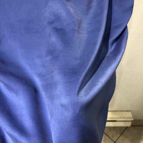 Button-Up Top - Picture 7 of 8